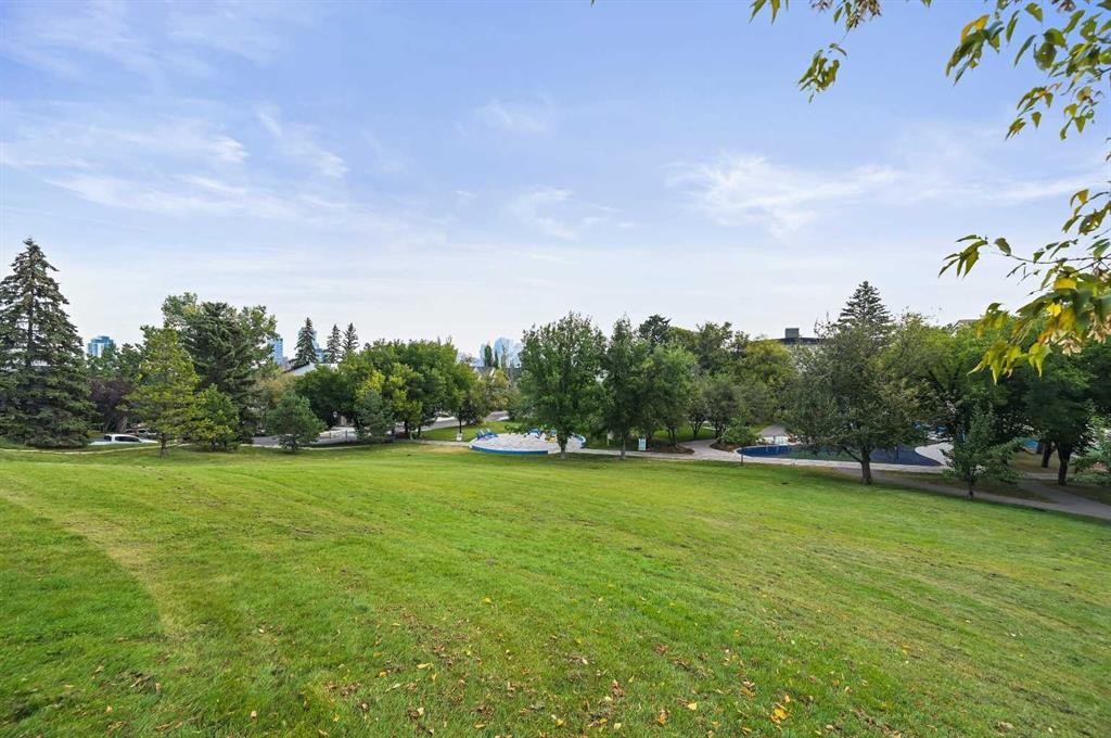 









1611


21

Avenue Southwest, 3,
Calgary,




AB
T2T0M9

