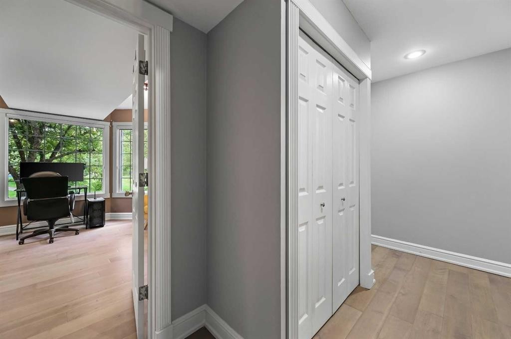 









1611


21

Avenue Southwest, 3,
Calgary,




AB
T2T0M9

