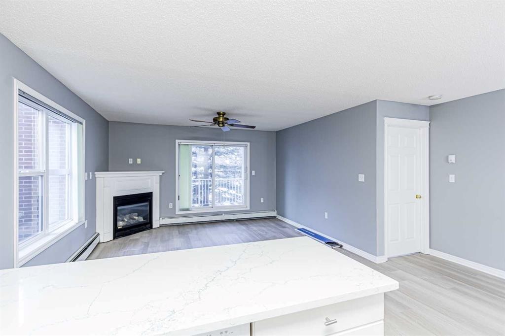 









6800


Hunterview

Drive Northwest, 216,
Calgary,




AB
T2K 6K5

