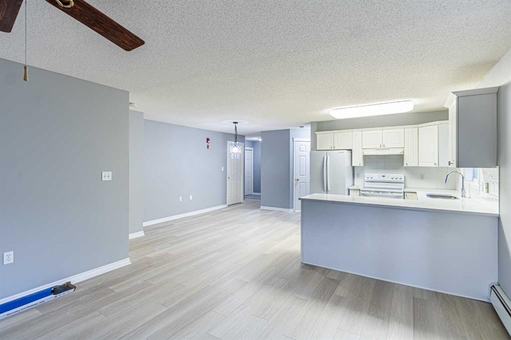 









6800


Hunterview

Drive Northwest, 216,
Calgary,




AB
T2K 6K5

