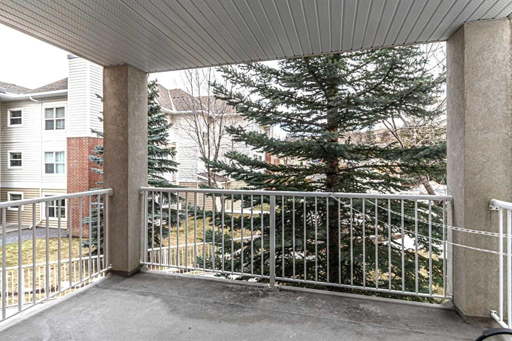 









6800


Hunterview

Drive Northwest, 216,
Calgary,




AB
T2K 6K5


