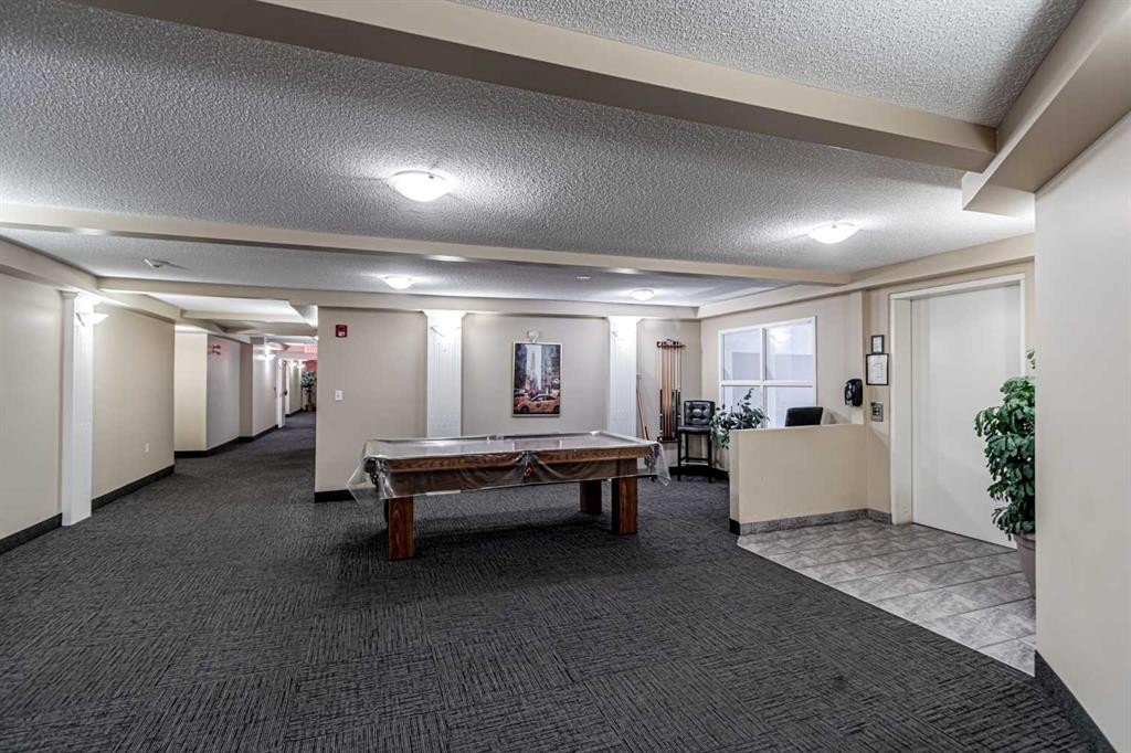 









6800


Hunterview

Drive Northwest, 216,
Calgary,




AB
T2K 6K5

