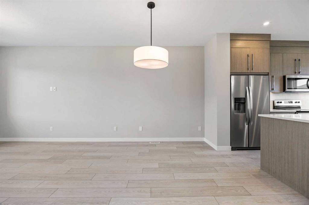 









204


Chelsea

Manor,
Chestermere,




AB
T1X2P5

