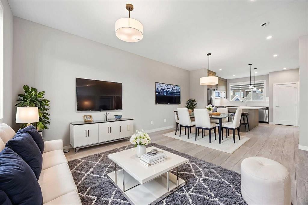 









204


Chelsea

Manor,
Chestermere,




AB
T1X2P5

