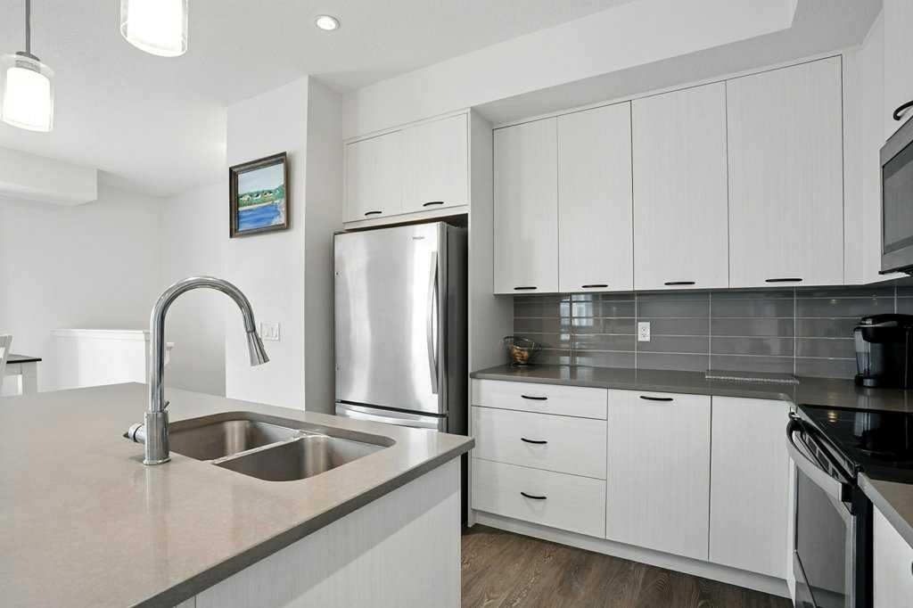 









115


Sagewood

Drive Southwest, 123,
Airdrie,




AB
T4B 4V5

