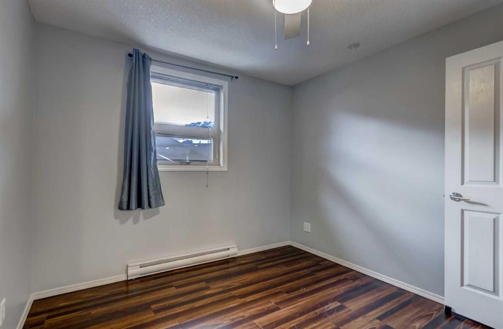 









186


Kananaskis Way

, 213,
Canmore,




AB
T1W 0A2

