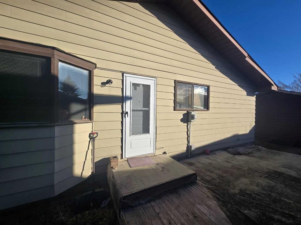 









24


Bermuda

Road Northwest,
Calgary,




AB
T3K 1G6

