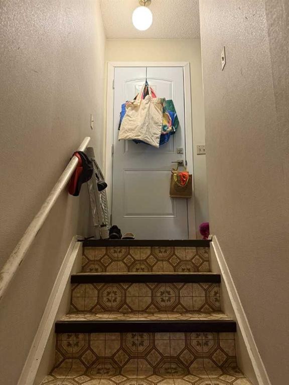 









24


Bermuda

Road Northwest,
Calgary,




AB
T3K 1G6

