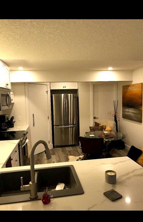 









9927


Scurfield

Drive Northwest,
Calgary,




AB
T3L1V9

