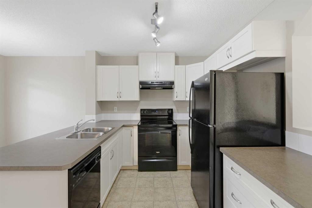 









105


Drake Landing

Common, 93,
Okotoks,




AB
T1S 0C9

