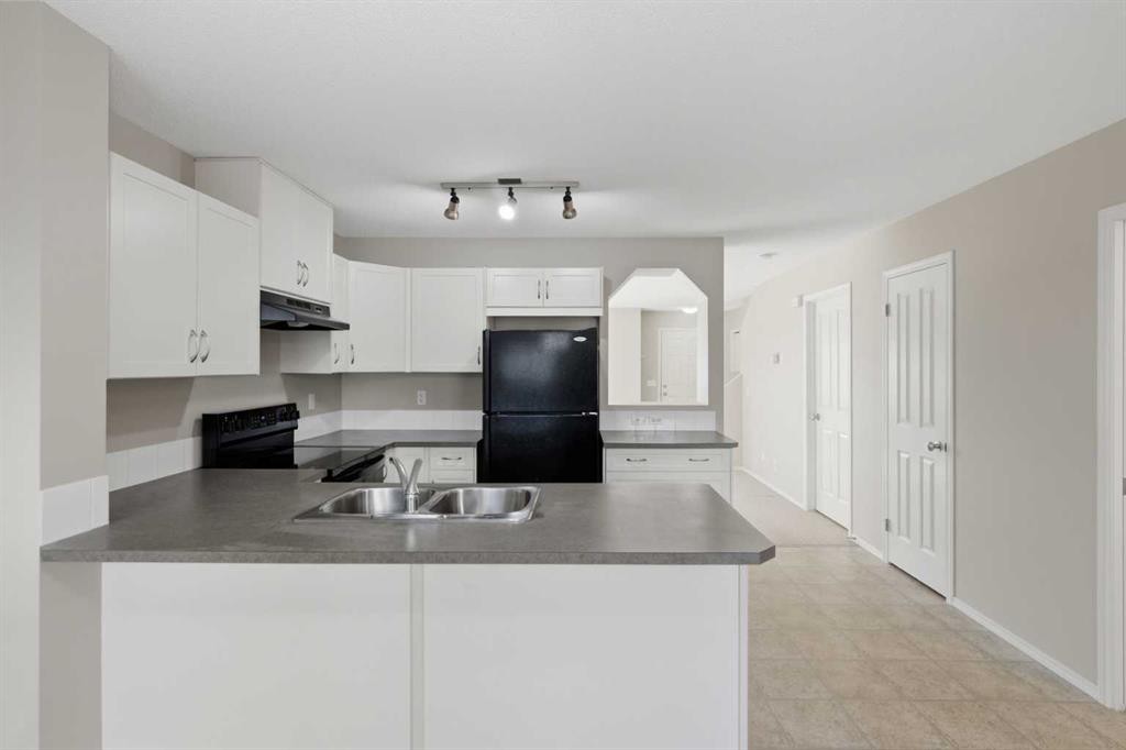 









105


Drake Landing

Common, 93,
Okotoks,




AB
T1S 0C9

