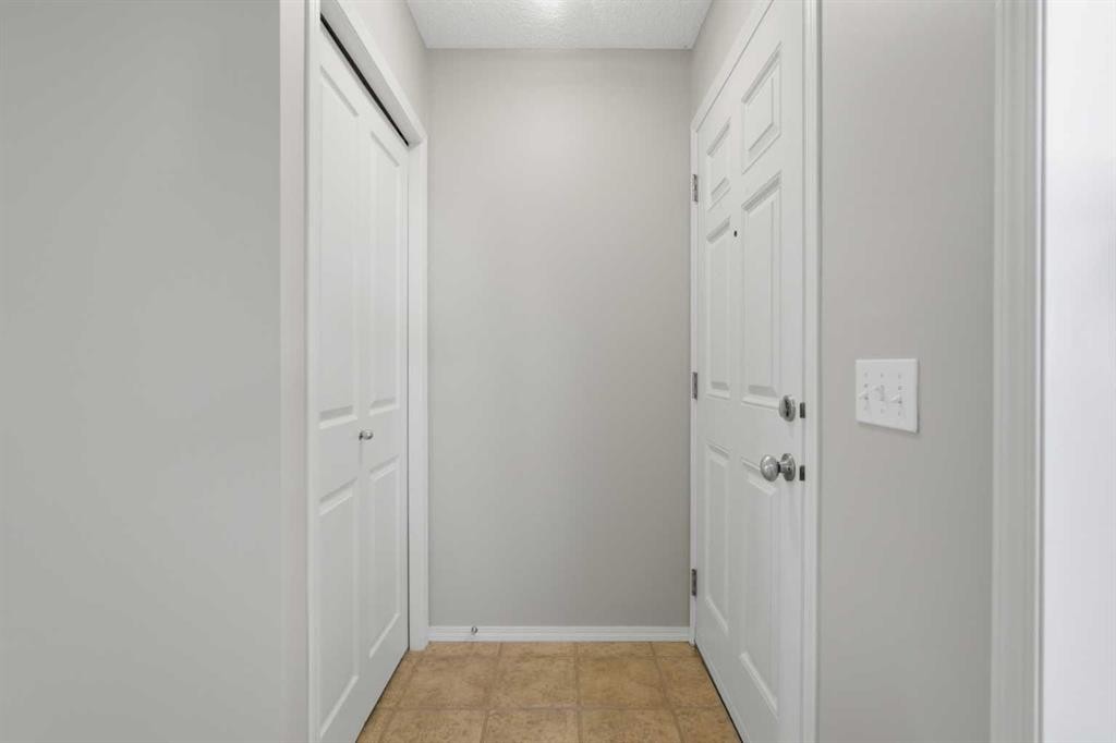 









105


Drake Landing

Common, 93,
Okotoks,




AB
T1S 0C9

