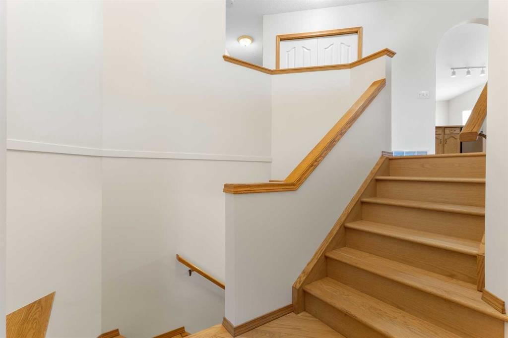 









165


Quigley

Drive,
Cochrane,




AB
T4C 1R4

