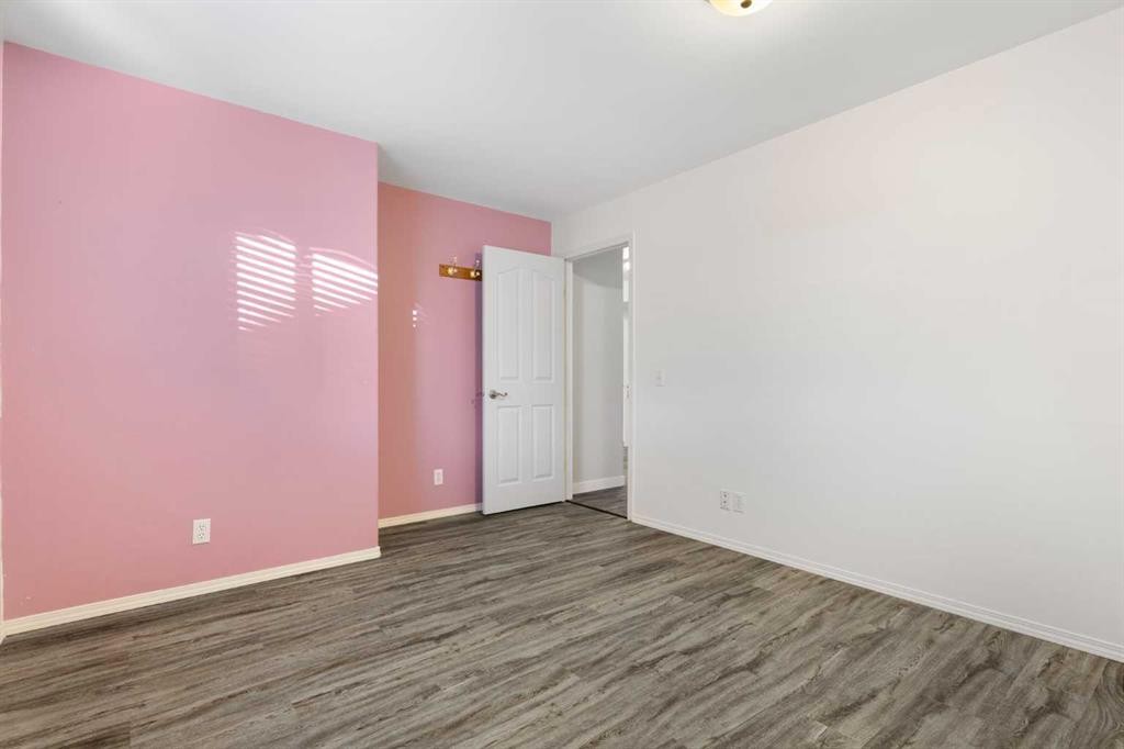 









165


Quigley

Drive,
Cochrane,




AB
T4C 1R4

