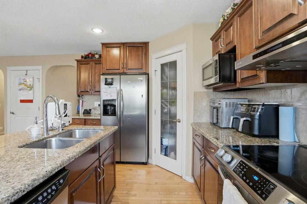 









197


West Creek

Boulevard,
Chestermere,




AB
T1X 1S8

