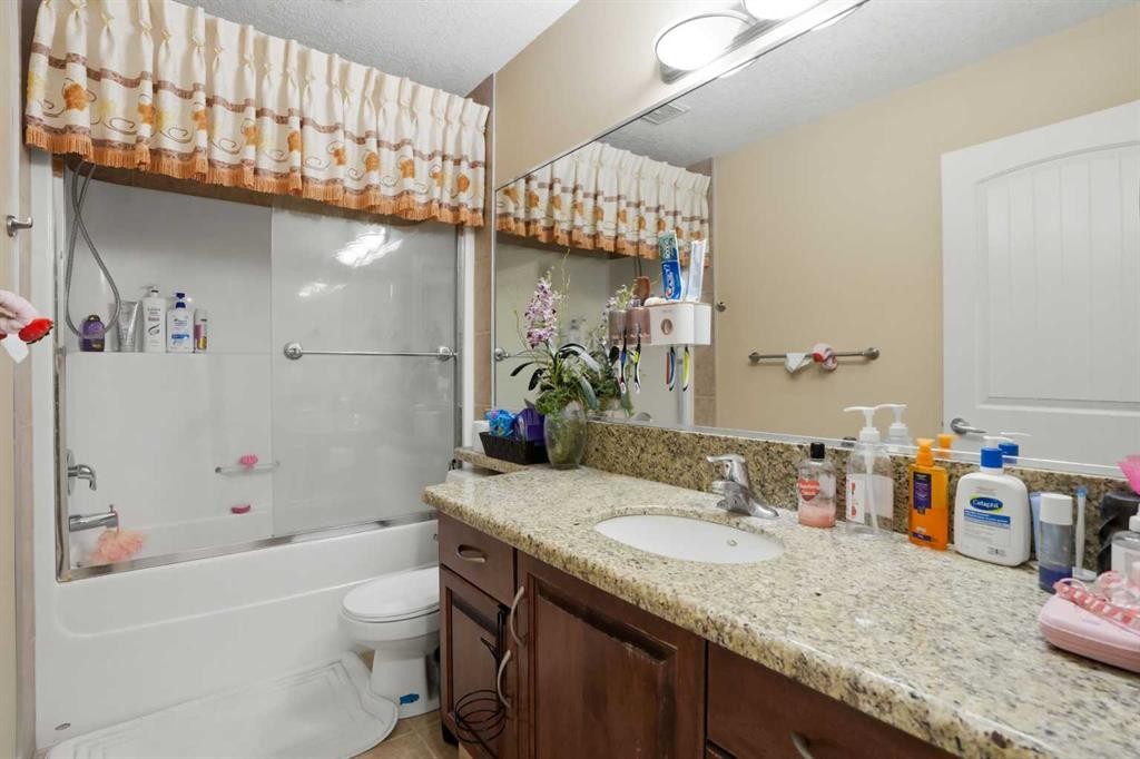 









197


West Creek

Boulevard,
Chestermere,




AB
T1X 1S8

