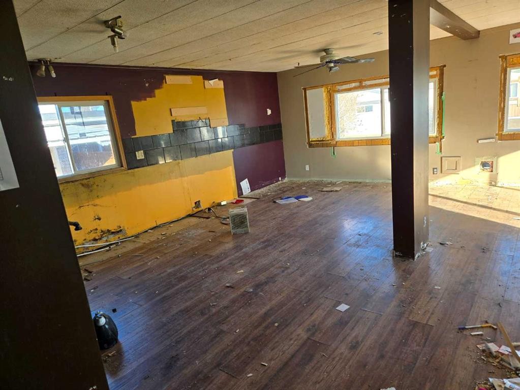 









223


Polar

Avenue Northeast,
High River,




AB
T1V 1J5

