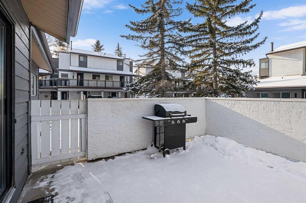 









2520


Palliser

Drive Southwest, 901,
Calgary,




AB
T2V 4S9

