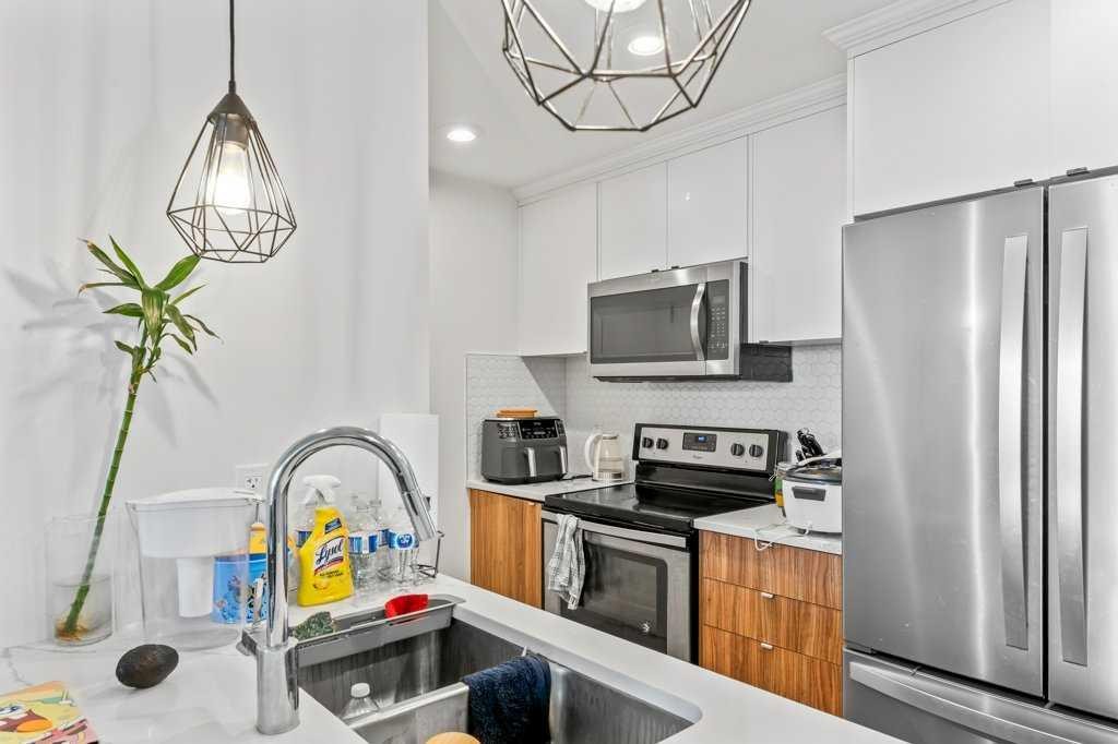 









110


Savanna

Walk Northeast,
Calgary,




AB
T3J 0Y2

