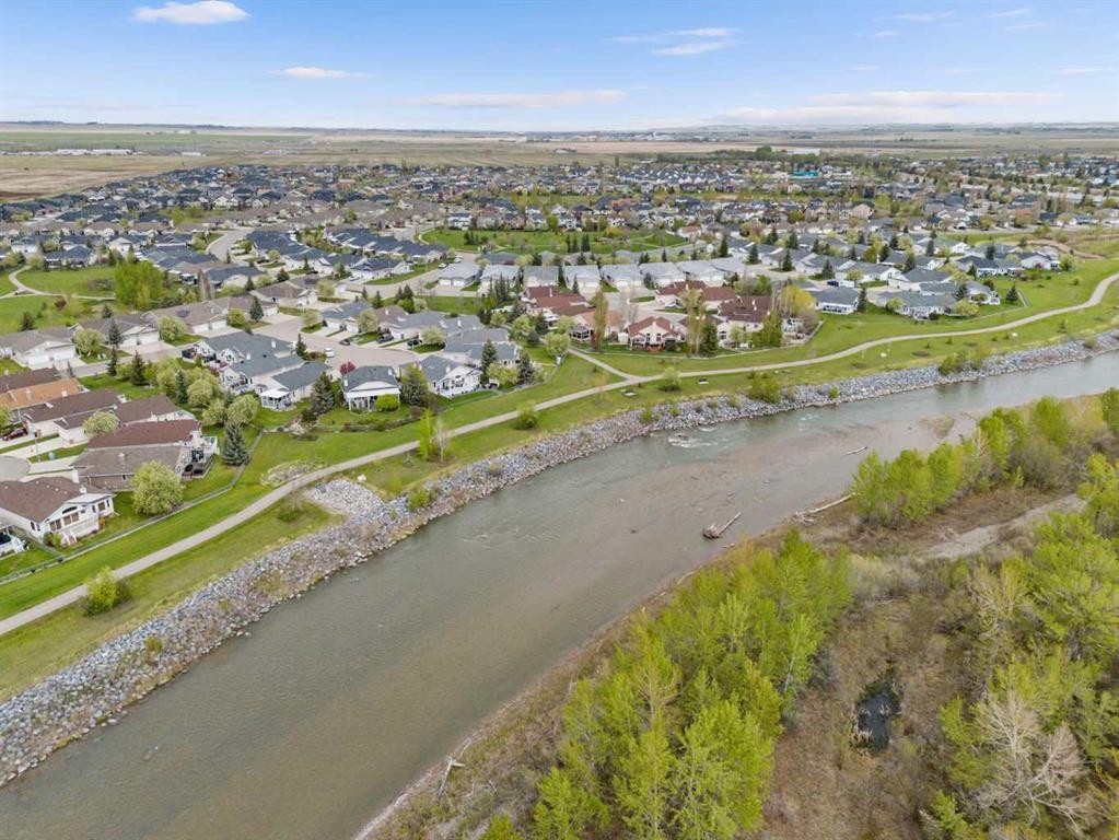 









310


Riverside

Garden Northwest,
High River,




AB
T1V 1Y9

