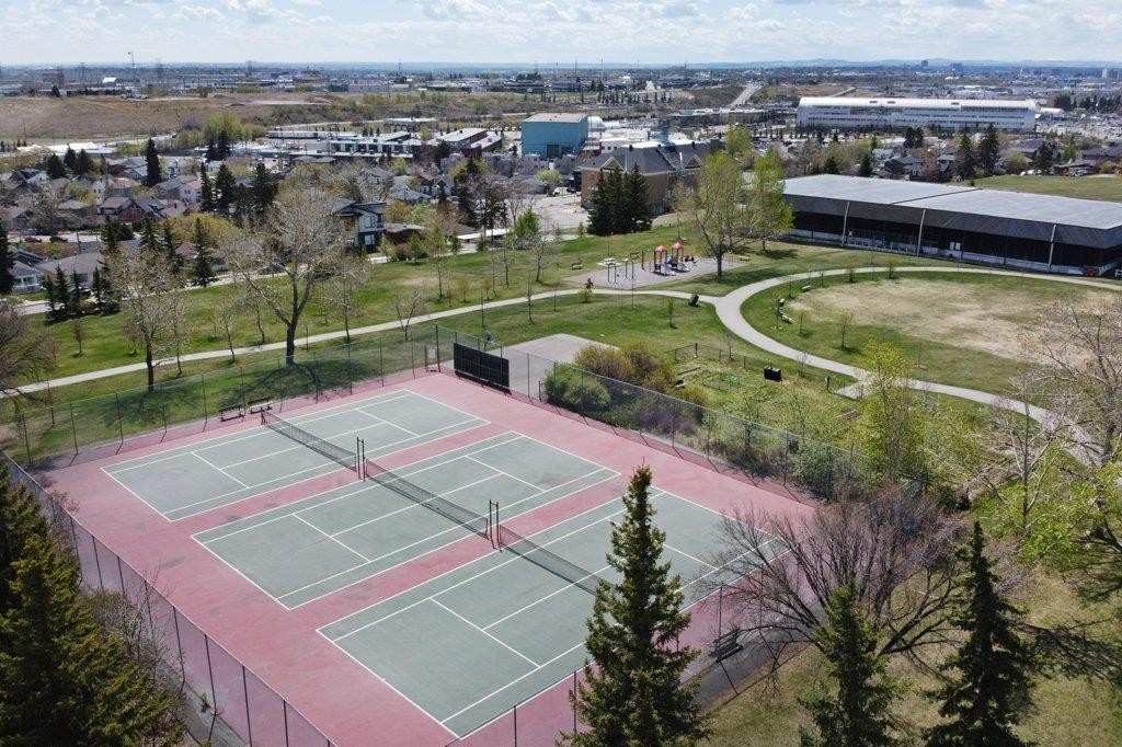 









1808


Salisbury

Street Southeast,
Calgary,




AB
T2G4K1

