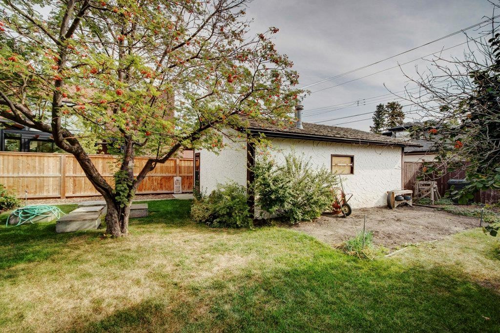 









1808


Salisbury

Street Southeast,
Calgary,




AB
T2G4K1

