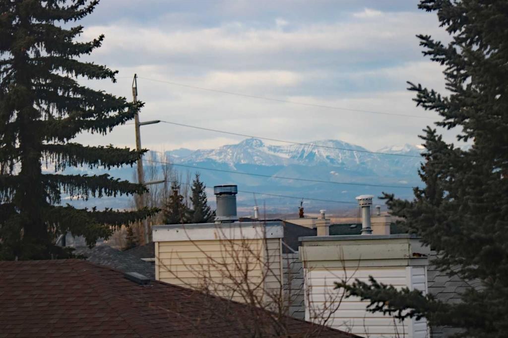 









111


Schubert

Place Northwest,
Calgary,




AB
T3L 1W5

