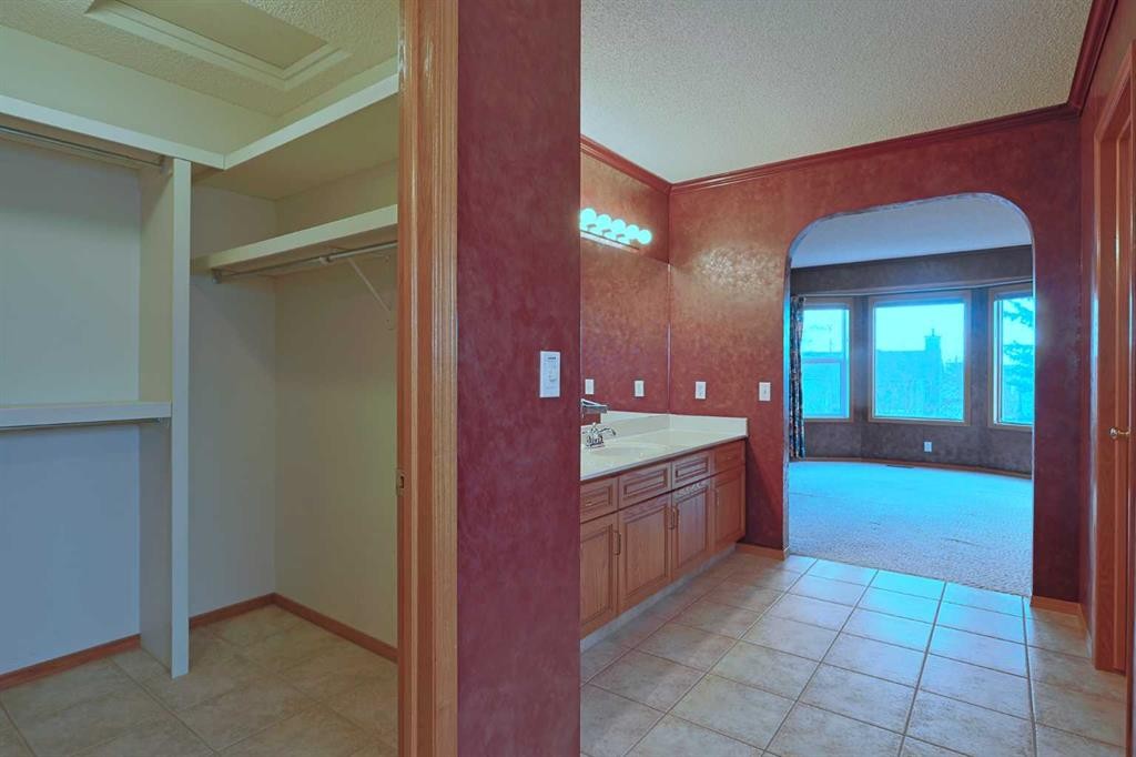 









111


Schubert

Place Northwest,
Calgary,




AB
T3L 1W5

