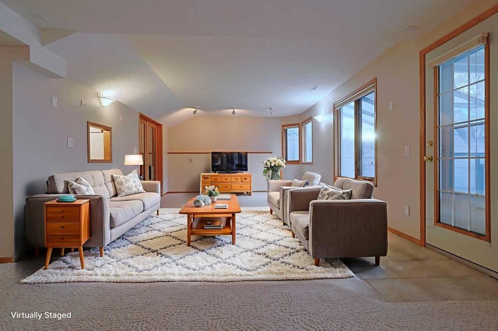 









111


Schubert

Place Northwest,
Calgary,




AB
T3L 1W5

