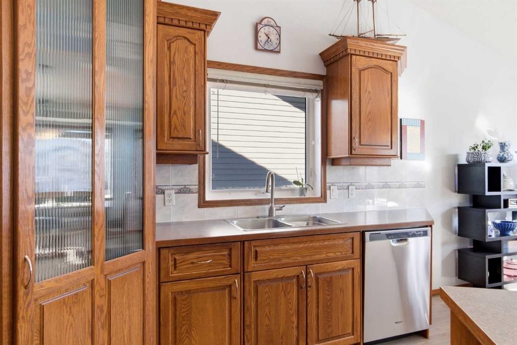 









247


Cambridge

Crescent,
Strathmore,




AB
T1P 1R9

