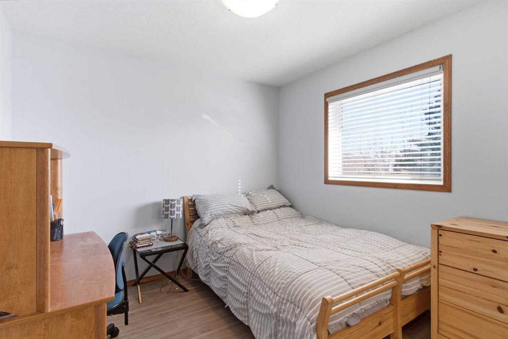 









247


Cambridge

Crescent,
Strathmore,




AB
T1P 1R9

