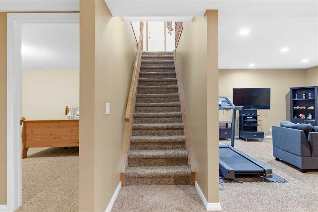 









247


Cambridge

Crescent,
Strathmore,




AB
T1P 1R9

