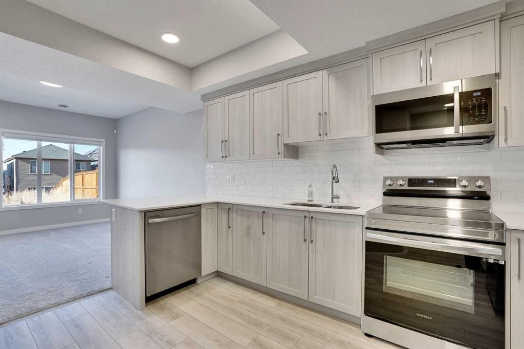 









179


Lucas

Heights Northwest,
Calgary,




AB
T3P 1X4

