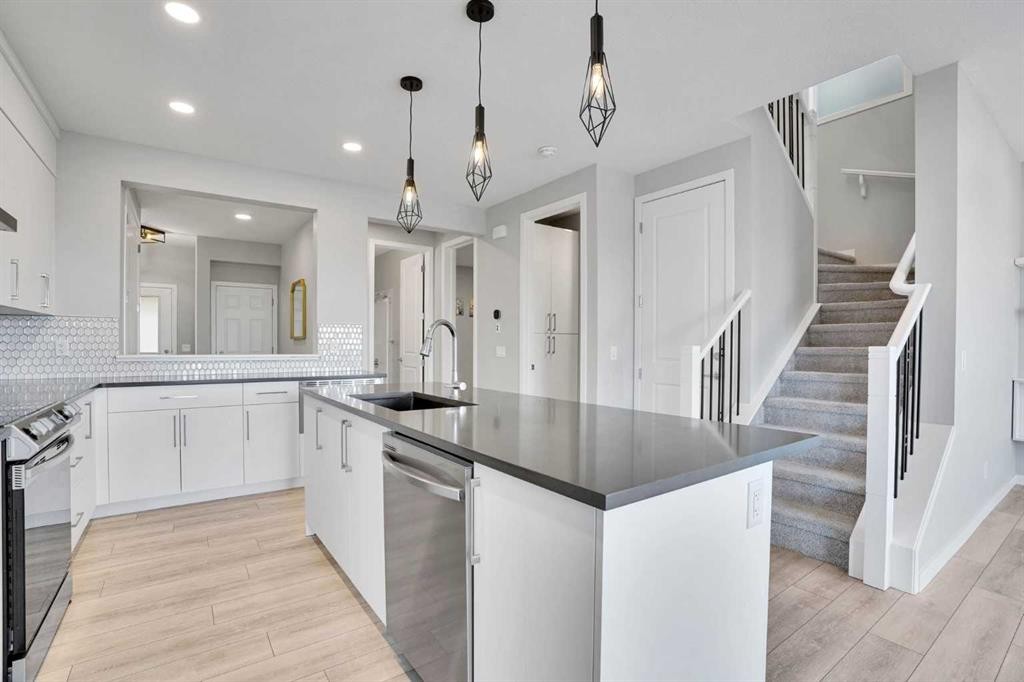 









179


Lucas

Heights Northwest,
Calgary,




AB
T3P 1X4

