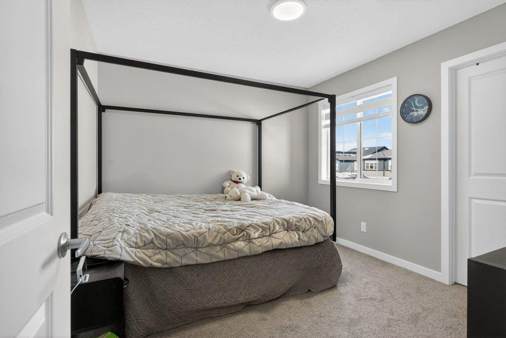 









665


Creekmill

Court Southwest,
Airdrie,




AB
T4B 5J8

