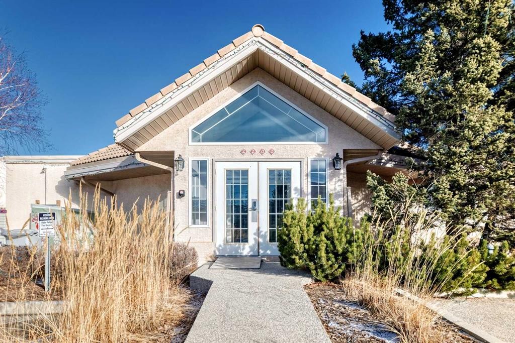 









1906


Patterson

View Southwest,
Calgary,




AB
T3H 3J9

