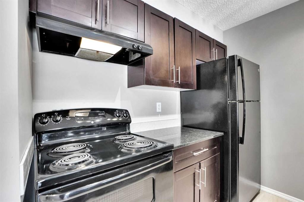 









1317


27

Street Southeast, 2204,
Calgary,




AB
T2A 4Y5


