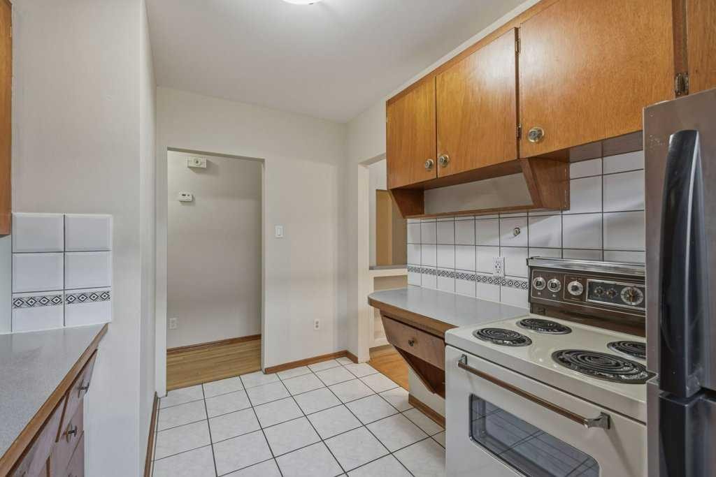 









2428


14

Street Southwest,
Calgary,




AB
T2T 3T6

