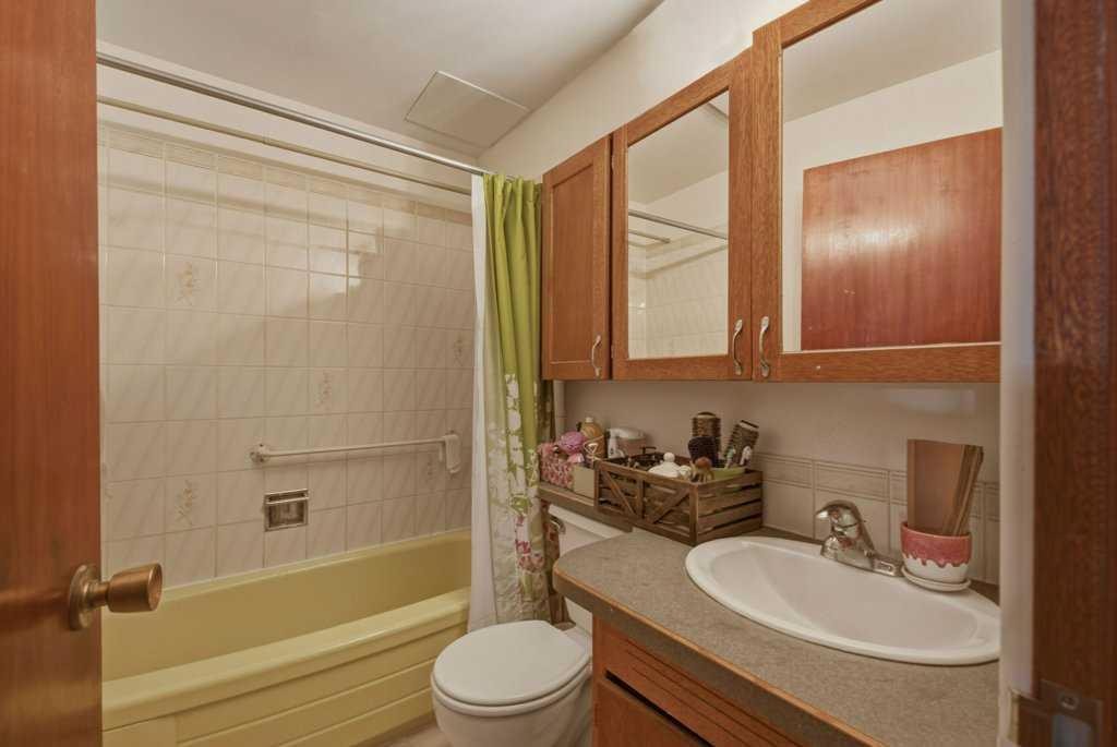 









2428


14

Street Southwest,
Calgary,




AB
T2T 3T6

