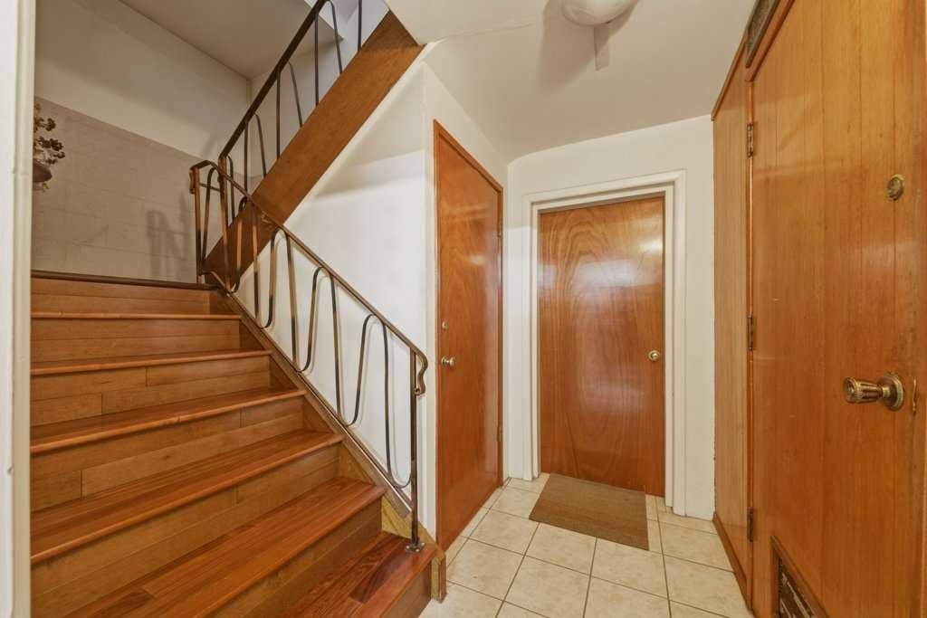 









2428


14

Street Southwest,
Calgary,




AB
T2T 3T6

