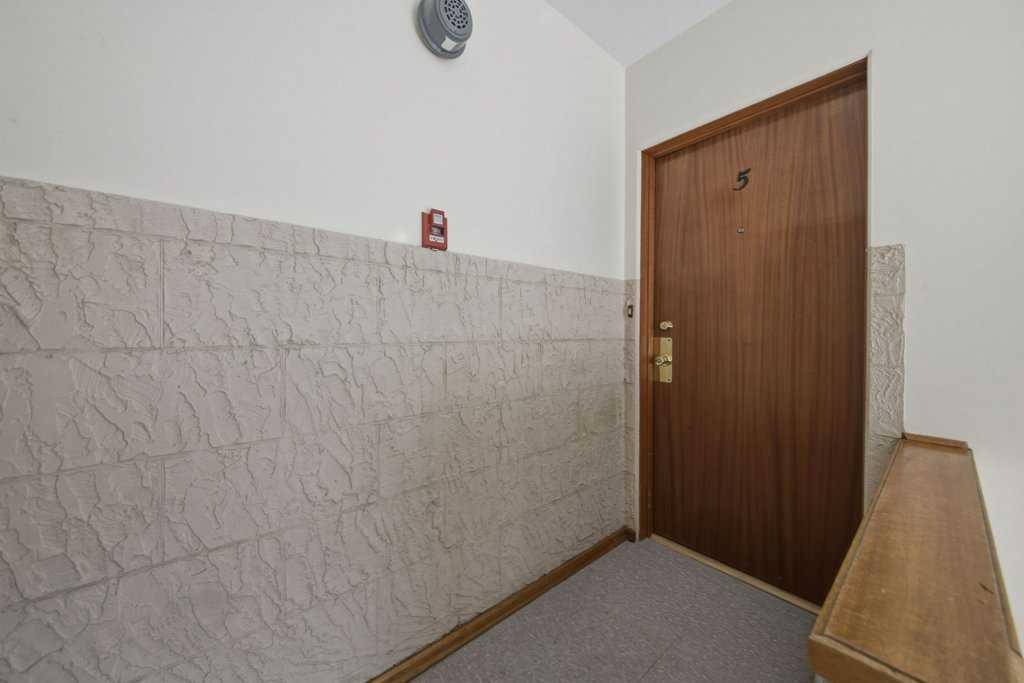 









2428


14

Street Southwest,
Calgary,




AB
T2T 3T6


