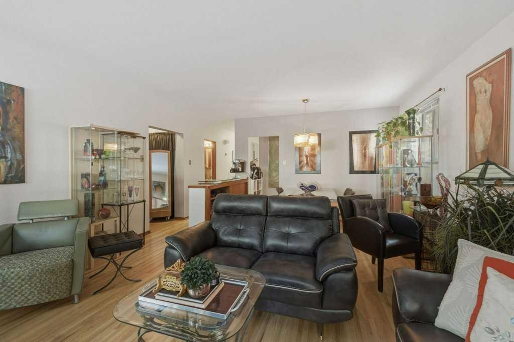









2428


14

Street Southwest,
Calgary,




AB
T2T 3T6

