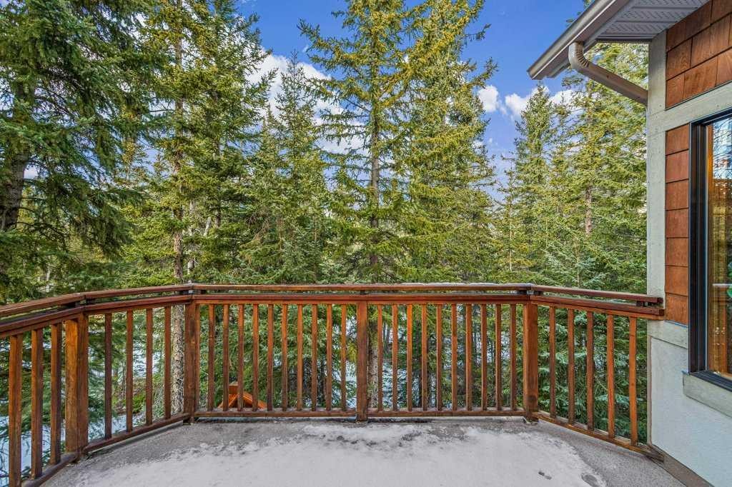 









215


Miskow

Close,
Canmore,




AB
T1W3G7

