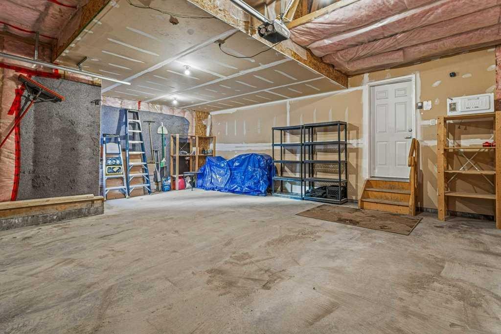 









215


Miskow

Close,
Canmore,




AB
T1W3G7


