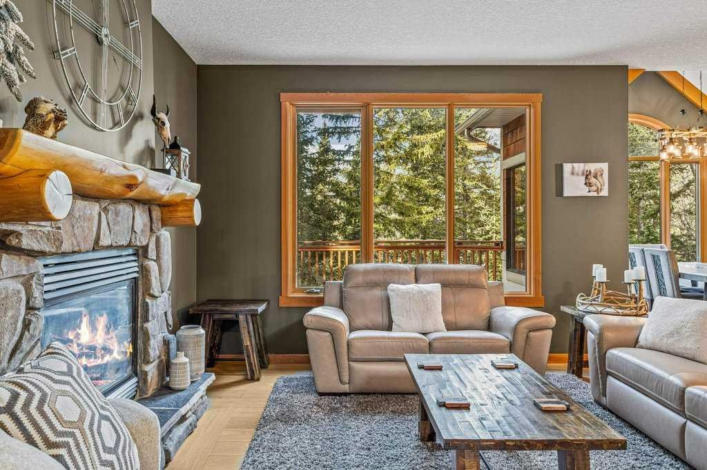 









215


Miskow

Close,
Canmore,




AB
T1W3G7

