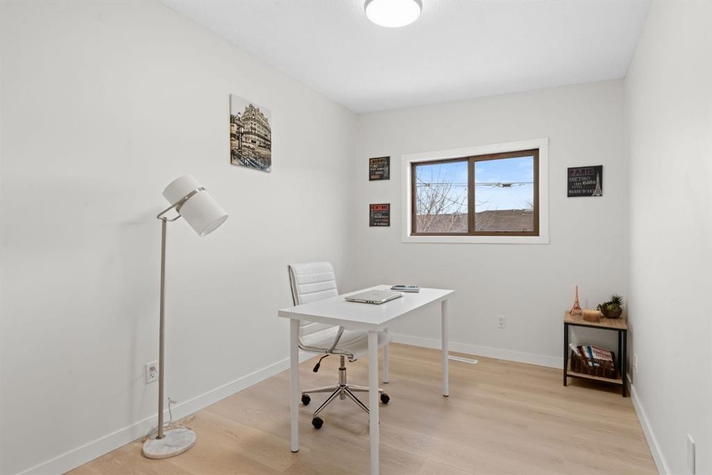 









8547


47

Avenue Northwest,
Calgary,




AB
T3B 1Z8

