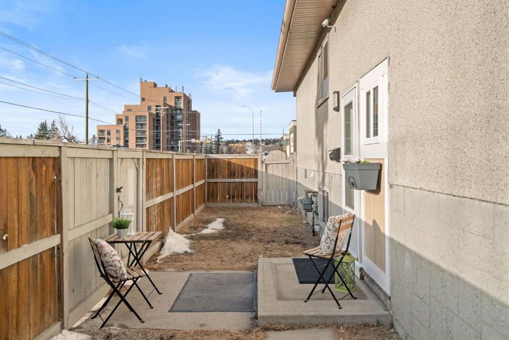 









8547


47

Avenue Northwest,
Calgary,




AB
T3B 1Z8

