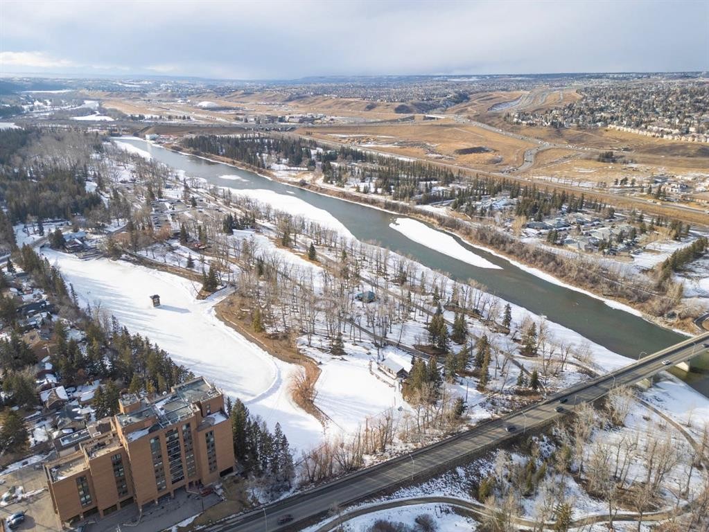 









8547


47

Avenue Northwest,
Calgary,




AB
T3B 1Z8

