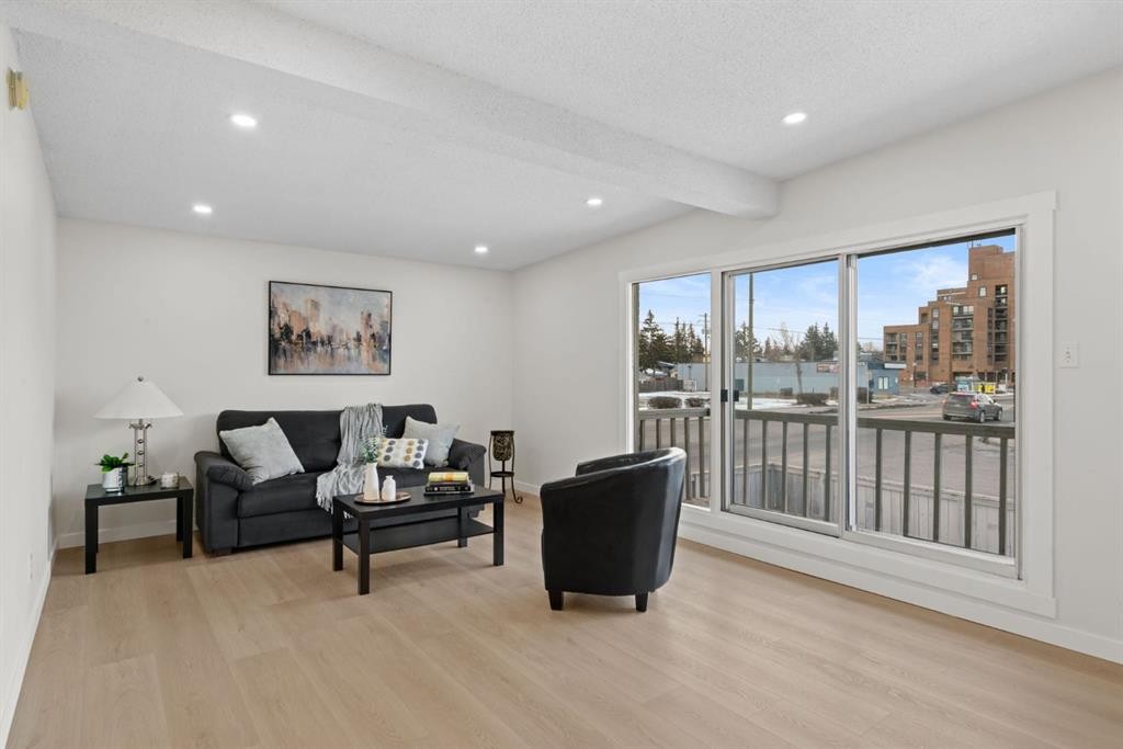 









8547


47

Avenue Northwest,
Calgary,




AB
T3B 1Z8

