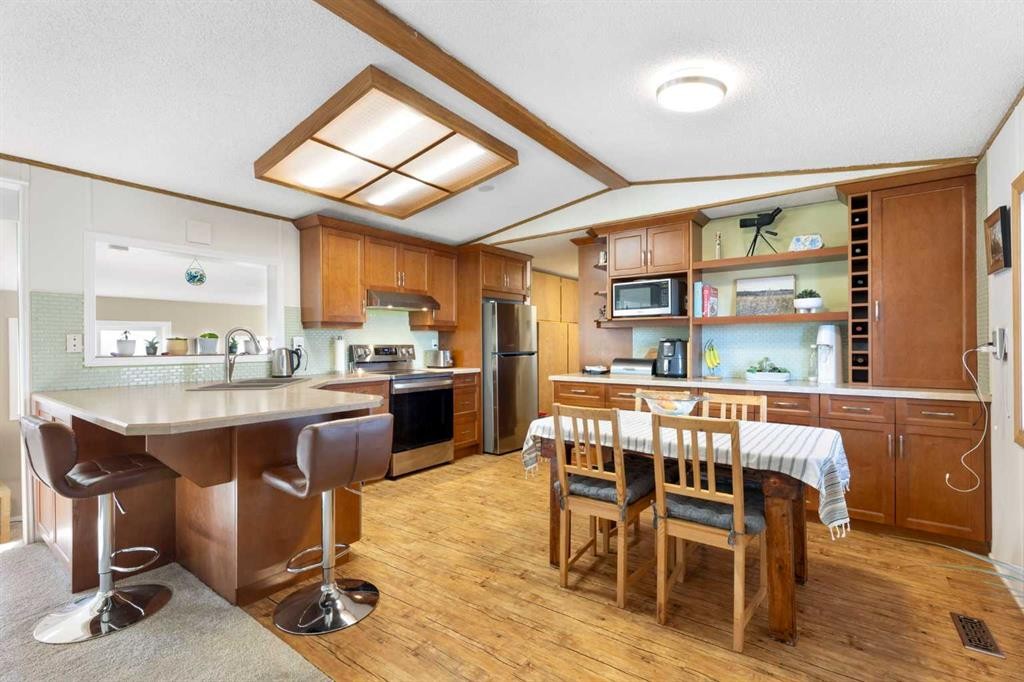 









245042


Range Road 251

Range,
Rural Wheatland County,




AB
T0J0P1

